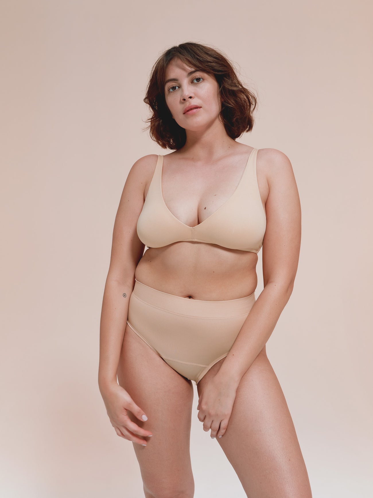 Hugger - Nylon z recyklingu - Beżowe